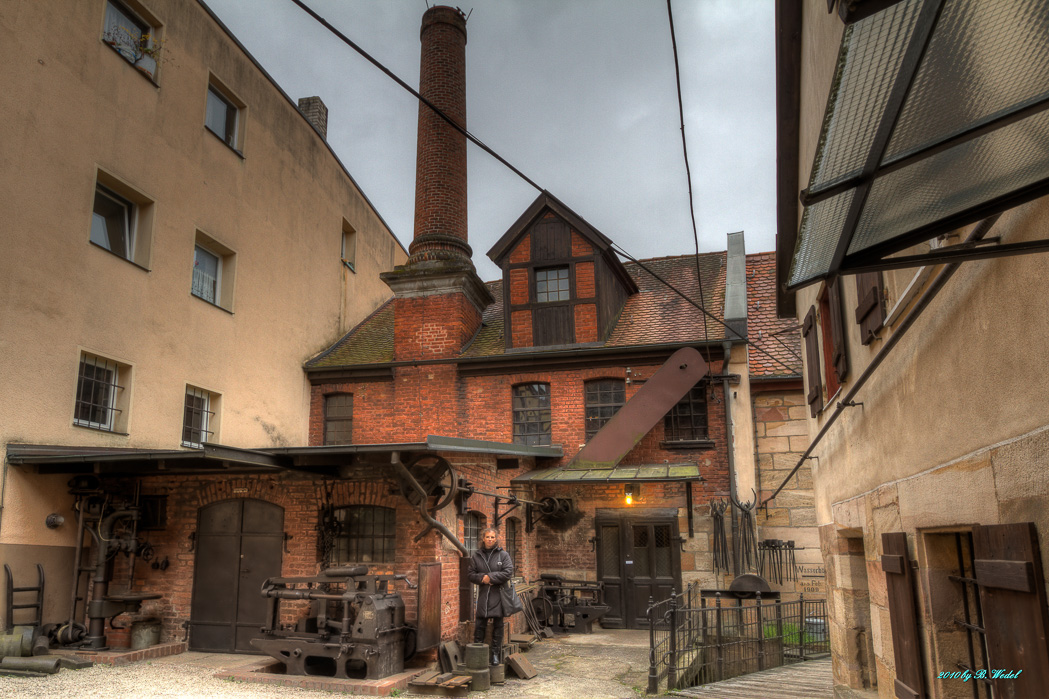 Fabrik im Hinterhof